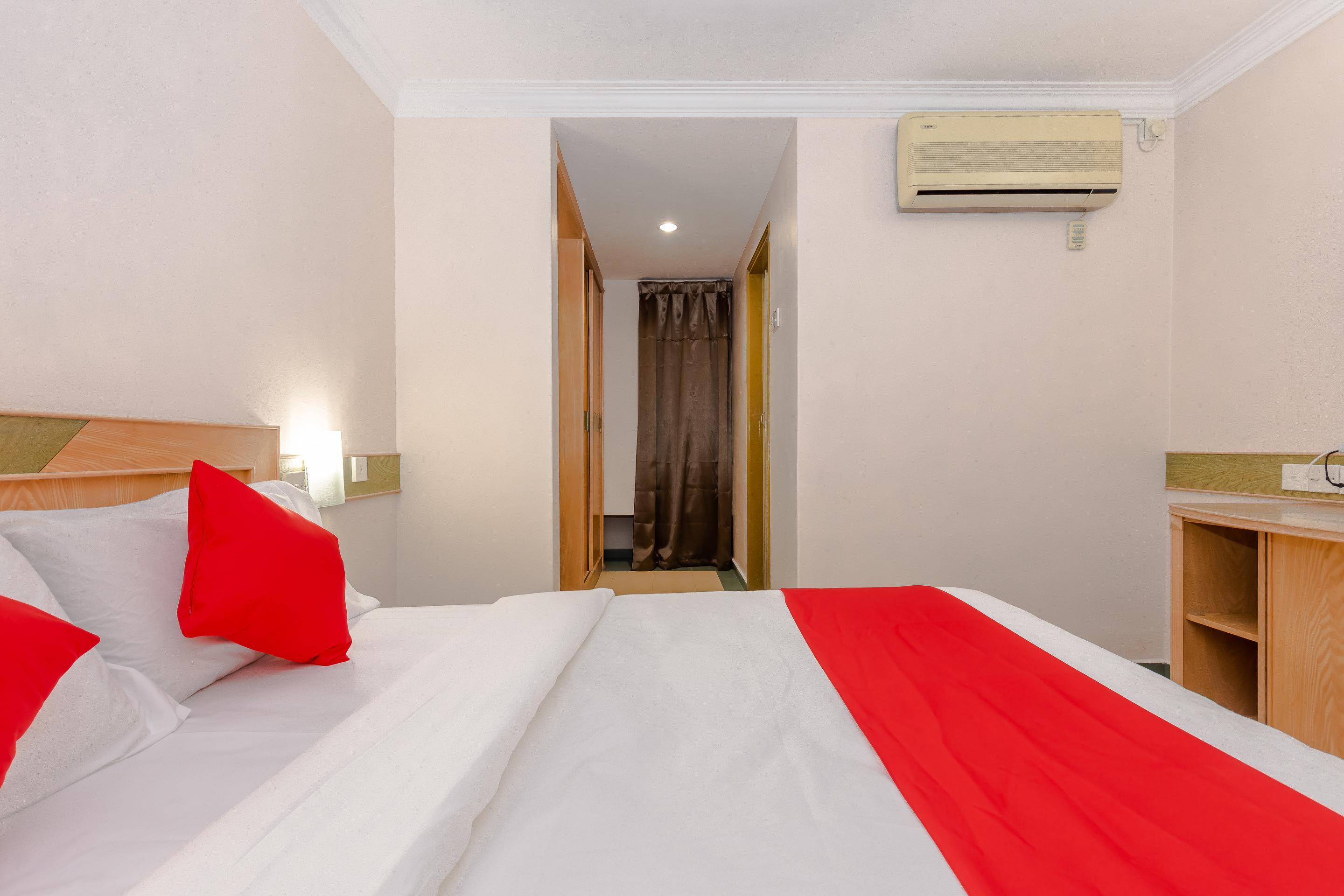 Oyo 764 Hotel Famous Inn Malacca Extérieur photo
