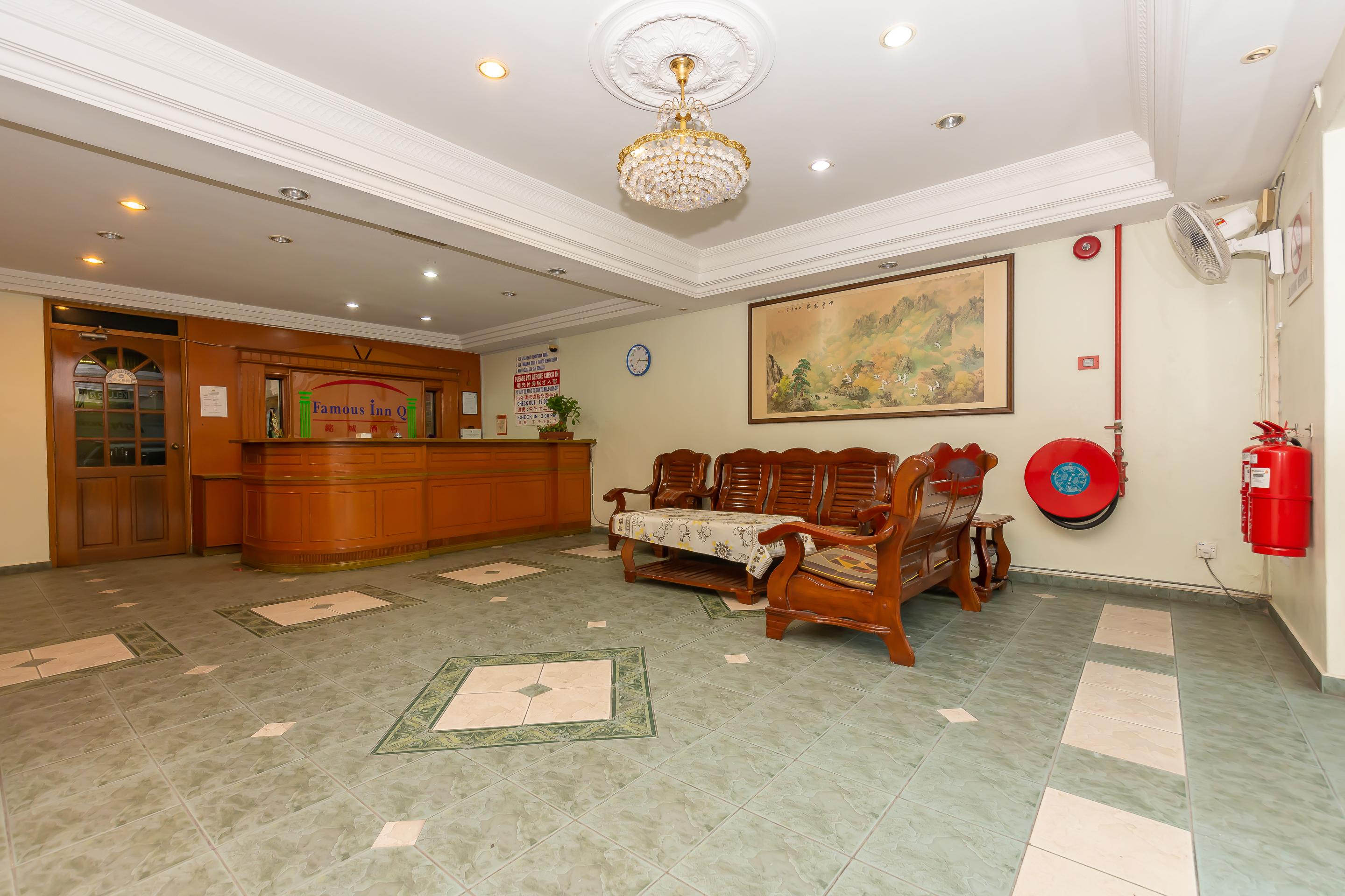 Oyo 764 Hotel Famous Inn Malacca Extérieur photo